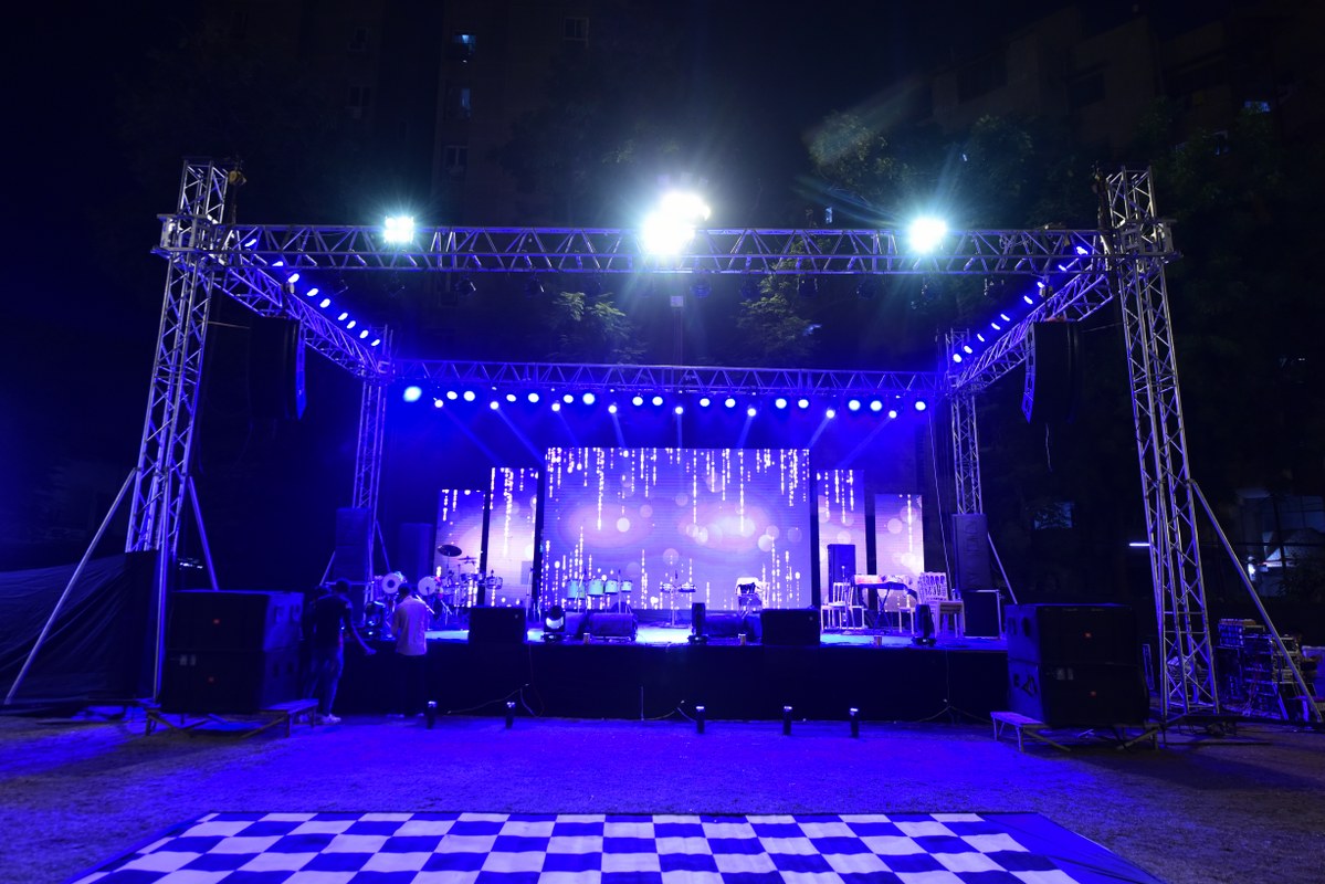 Pre- Wedding-Photographer-in-Ahmedabad-Work35